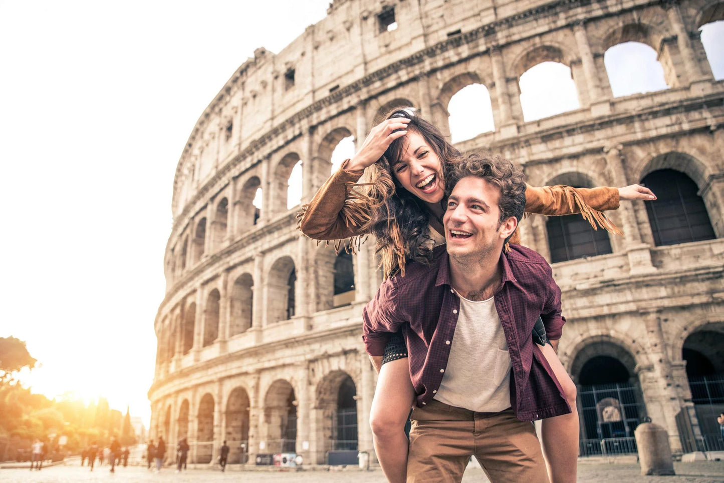 talking sex - Couple Traveling Colosseum